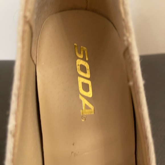 💙 Beautiful linen wedges with leather accent 💙 - Picture 5 of 6